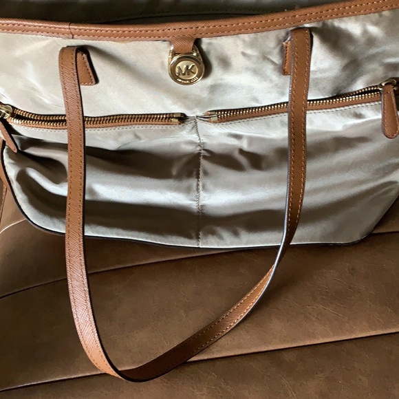 Michael Kors tan nylon tote purse - Picture 7 of 8